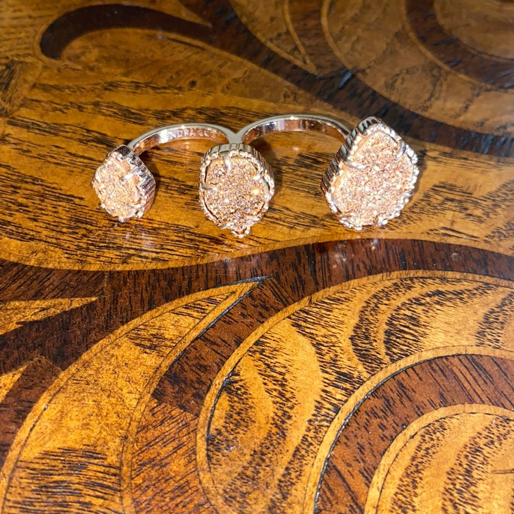 Kendra scott ring